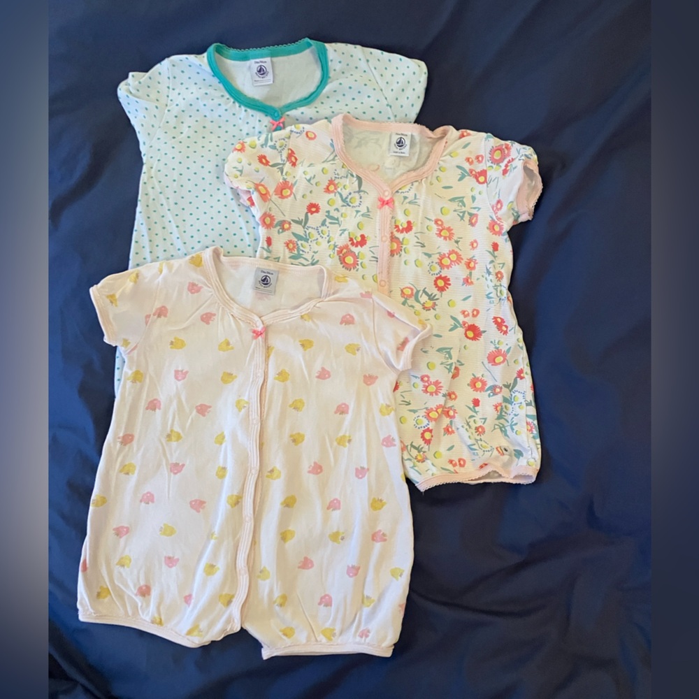 Lot of 3 Petit Bateau Pajamas - Size 2T